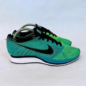 Nike Flyknit Racer